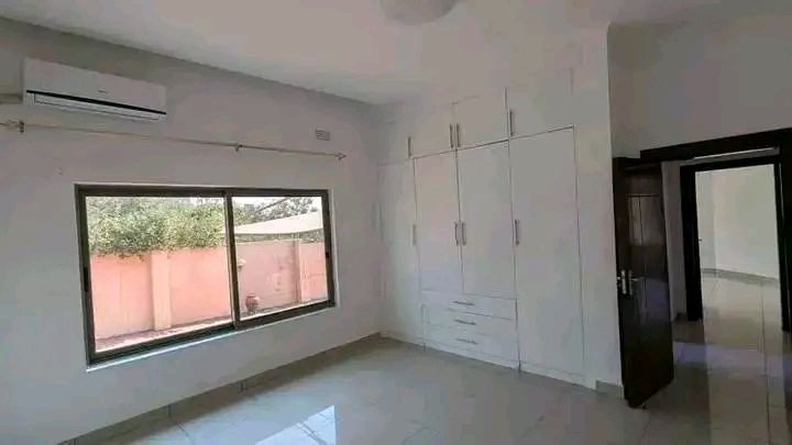 ROMA PARK FLAT FOR RENT 3 BEDROOM