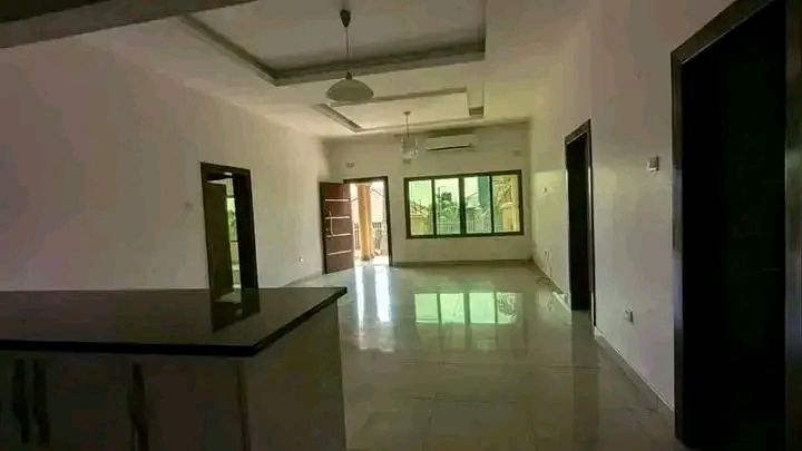 ROMA PARK FLAT FOR RENT 3 BEDROOM