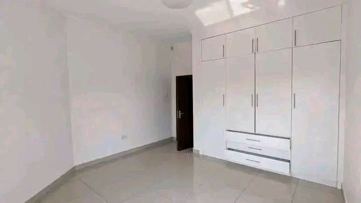 ROMA PARK FLAT FOR RENT 3 BEDROOM