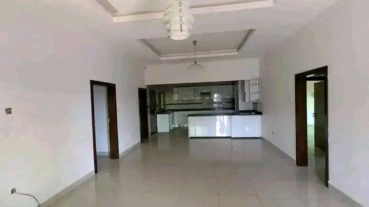 ROMA PARK FLAT FOR RENT 3 BEDROOM