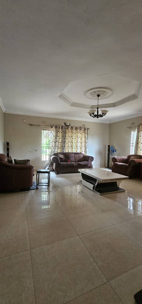 SILVEREST FARM PROPERTY FOR SALE 4 ACRES WITH A 4 BEDROOM HOUSE